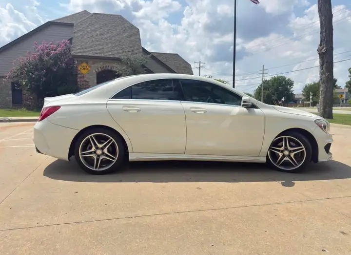 2015 Mercedes-Benz CLA 250 4MATIC — photo 7