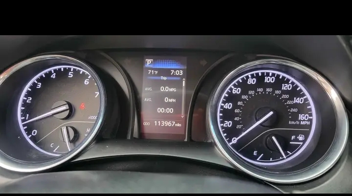 2018 Toyota Camry SE Sedan 4D — photo 6